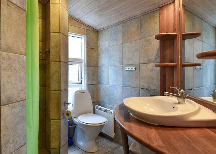 2 Bedroom Amazing In *