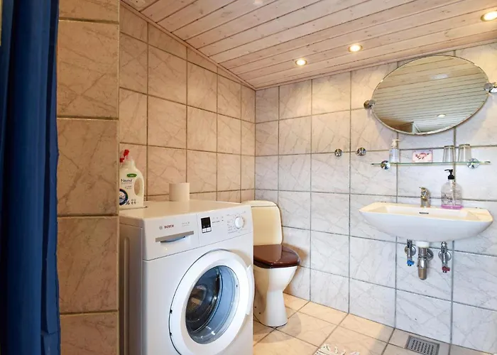 2 Bedroom Amazing In Ulfborg